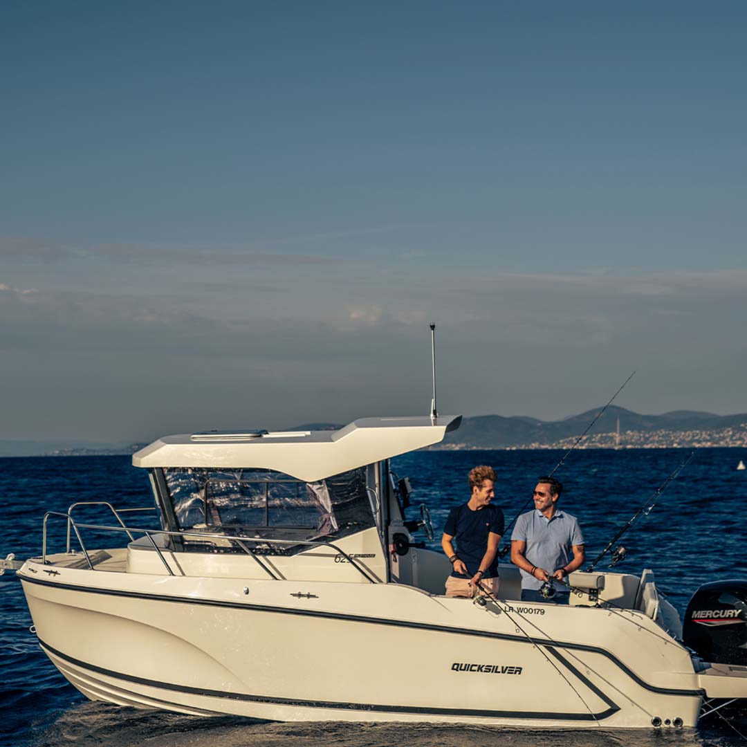 Quicksilver Pilothouse